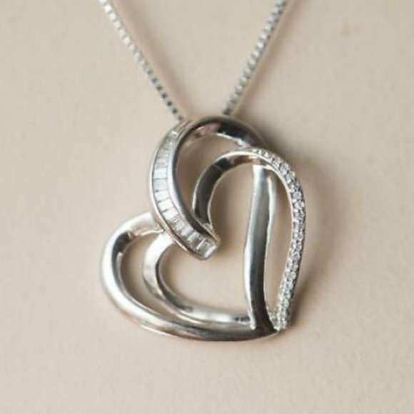 NWOT.22 CTW GENUINE DIAMOND HEART NECKLACE - Picture 2 of 14